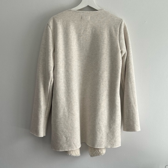 UGG Cream Fuzzy Open Front Jacket Small - Picture 9 of 9